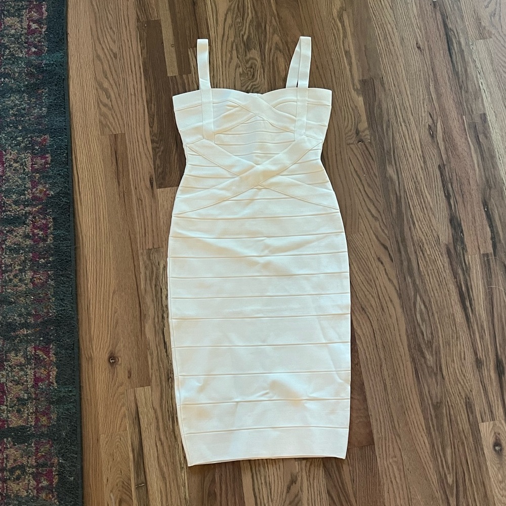 NWT white body con dress